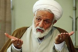 روحانیون مجلس یک فراکسیون با رویکرد فقهی تشکیل دهند