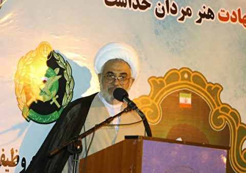 معادلات دشمن با پایمردی نیروهای مسلح به هم ریخته است