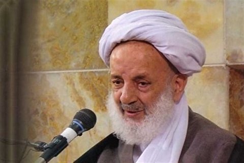 صوت/ شرط قبولی روزه، پرداخت زکات فطریه است