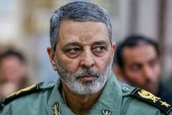 دشمن بداند به‌یاد هر شهید ایران ده‌ها موشک در راه است