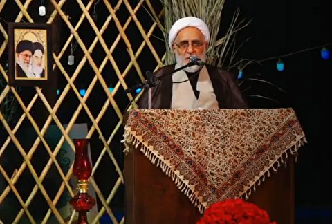 مسؤول خیانتکار جایی در نظام اسلامی ندارد