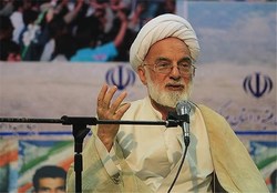 مبارزه با استکبار جهانی آرمان انقلاب اسلامی است