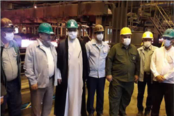 بازدید امام جمعه اهواز از خط تولید و پروژه‌های محرومیت‌زدایی فولاد خوزستان