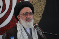 دشمن از چهل سال رشد و ترقی ملت ایران وحشت دارد