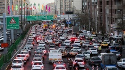 نقش اپلیکیشن های مسیریاب در مدیریت ترافیک