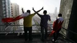 ردپای بحرین در مبارزه با دیکتاتوری