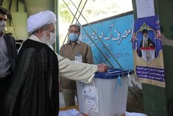 مشارکت امروز ملت ایران در انتخابات توطئه‌های دشمن را خنثی کرد