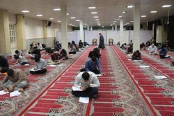 امتحانات ورودی‌ مدارس علمیه کرمانشاه غیرحضوری برگزار می شود
