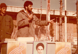 مبارزات رئیسی در دوران پهلوی/ دیدار با آیت‌الله خامنه‌ای در ایرانشهر+عکس