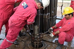 کارکنان نفت چگونه حقوق می‌گیرند؟