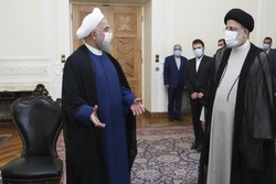 آغاز ریاست جمهوری رئیسی/ خداحافظی با دولت روحانی