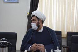 با تأسی به مکتب حسینی روحیه مطالبه گری از مسؤولان را در جامعه تقویت کنیم
