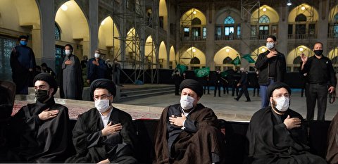 سکولارسازی عاشورا به شیوه مسئولان حرم امام