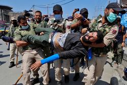 حمله پلیس هند به عزاداران حسینی در کشمیر