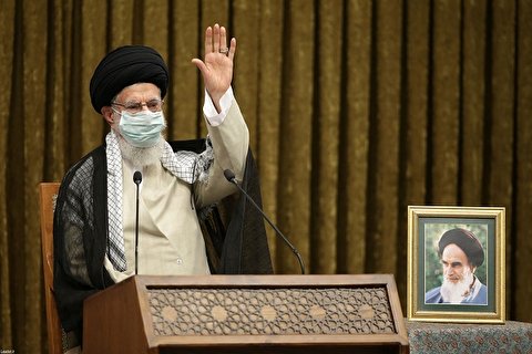 بیانات رهبر انقلاب در مراسم مشترک دانشآموختگی دانشجویان دانشگاههای افسری