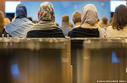 نگاهی به فراز و نشیب‌های مسلمانان آلمان در طول ۱۵ سال گذشته