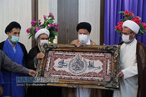 تجلی وحدت علمای استان سمنان / تجلیل از امام جمعه پیشین دامغان + تصاویر