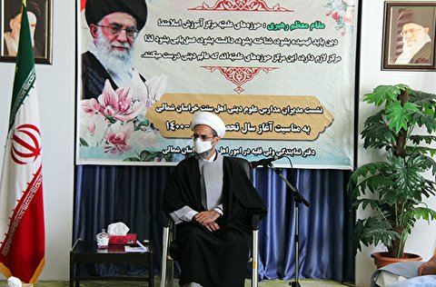 نقشآفرینی شایسته علمای شیعه و سنی جامعه را به سمت سعادت سوق میدهد