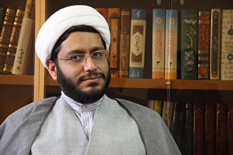 مبلغان به عنوان قشری متخصص در بسیج طلاب و روحانیون شناخته شوند