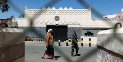 بیشتر افراد بازداشت شده در سفارت آمریکا در صنعا، آزاد شدند