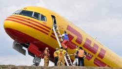 حادثه  هنگام فرود هواپیما در کاستاریکا