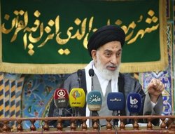 امام جمعه نجف اشرف گروه های سیاسی شیعی عراق را به گفتگو دعوت کرد