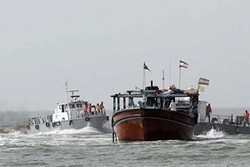 توقیف کشتی خارجی با ۲۲۰ هزار لیتر سوخت قاچاق در خلیج فارس توسط سپاه