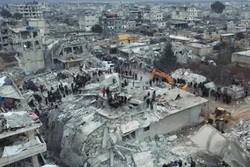 تعداد قربانیان زلزله در ترکیه و سوریه به بیش از ۹۴۰۰ نفر رسید