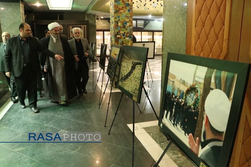 نمایشگاه آثارمنتخب پانزدهمین سوگواره عکس «مهر محرم» در سمنان افتتاح شد