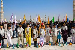 گردهمایی دانش‌آموزان ۶۰ کشور جهان در مسجد مقدس جمکران