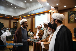 نفرات برگزیده کتاب سال حکومت اسلامی معرفی و تجلیل شدند