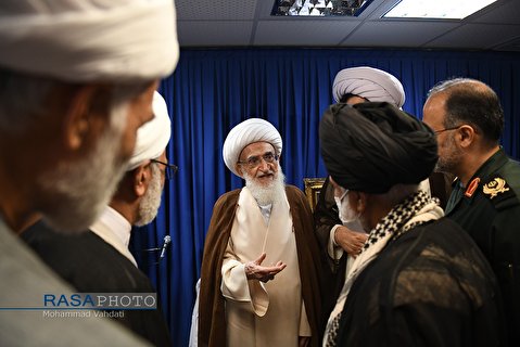 گزارش تصویری | دیدار نماینده ولی فقیه در سپاه با مراجع تقلید و علماء