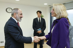 دیدار دستیار وزیر امور خارجه آمریکا با نخست وزیر ارمنستان
