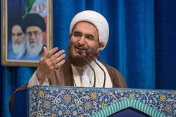 دشمنان جمهوری اسلامی با شرایط ایران کنار بیایند و زیاده خواهی نکنند