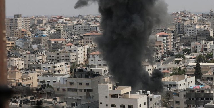 ۱۳ شهید و ۹۰ مجروح در حمله صهیونیست‌ها به غزه
