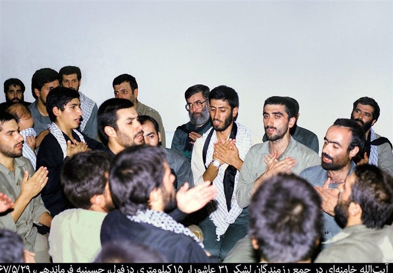 نظر رهبر معظم انقلاب درباره سینه زنی عزاداران حسینی