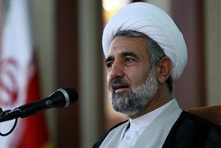 حکام عربستان حقوق ملت ایران و شأن حجاج ایرانی را حفظ کنند