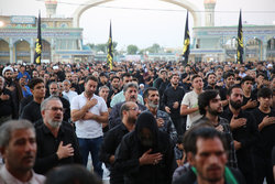 اجتماع بزرگ اربعینی ها در مسجد مقدس جمکران + تصاویر
