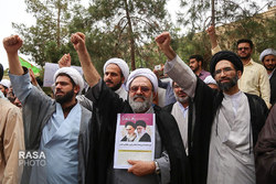 تجمع اعتراضی حوزویان در پی جسارت به حریم قرآن و شریعت اسلام
