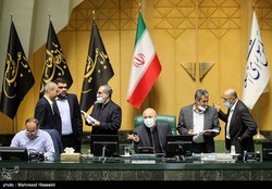 روند بررسی گزارش شوردوم کمیسیون اقتصادی در مورد طرح بانکداری جمهوری اسلامی