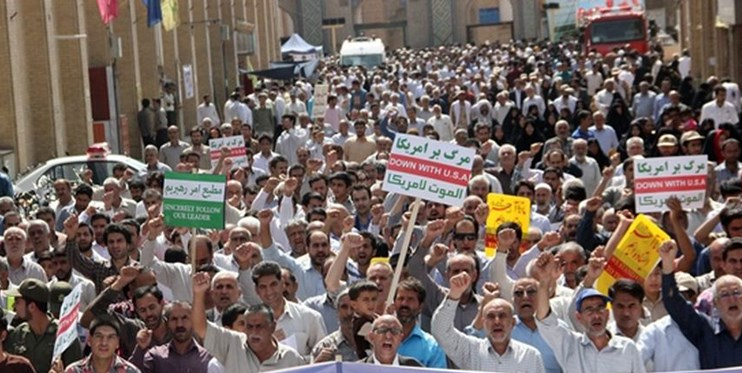 خروش ملت بصیر ایران علیه آشوبگران و اهانت کنندگان به قرآن