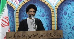 دشمن به دنبال ایجاد اختلاف قومیتی میان ملت ایران است