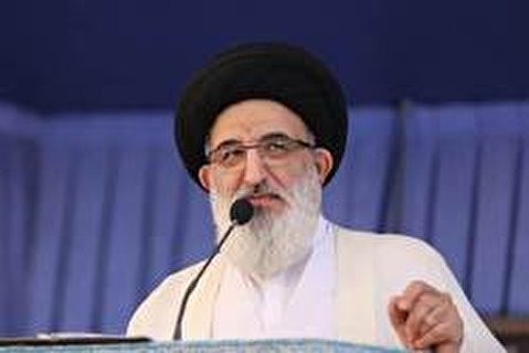 دشمنان تلاش میکنند مردم و مسئولین را دچار هک ادراکی کنند