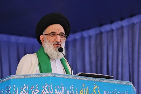 عدم تمکین به قوانین، مشکل آفرین است