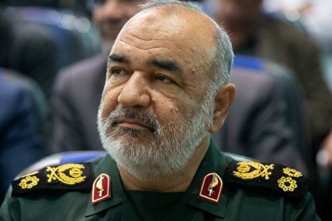 امروز برای شکست دشمن قدرت انباشته کردهایم