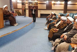 دیدار جمعی از روحانیون و وعاظ تهران با استاد انصاریان
