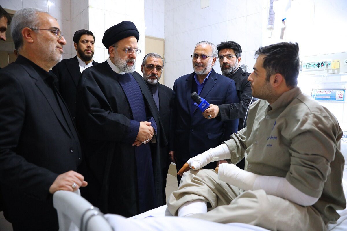 عیادت رئیس جمهور از مجروحان جنایت تروریستی کرمان
