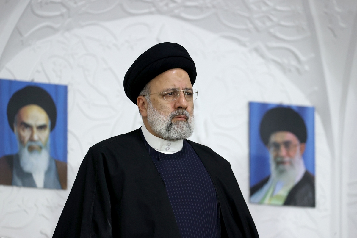 ملت ایران با وجود همه فشارهای دشمن توانسته با پایبندی بر ارزش‌ها، در نبرد اراده‌ها پیروز شود