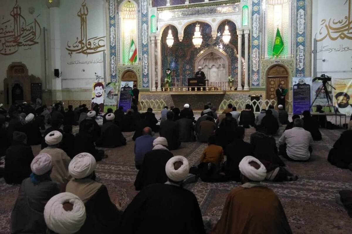 مراسم بزرگداشت آیت الله نجفی عالم پاکستانی در قم برگزار شد