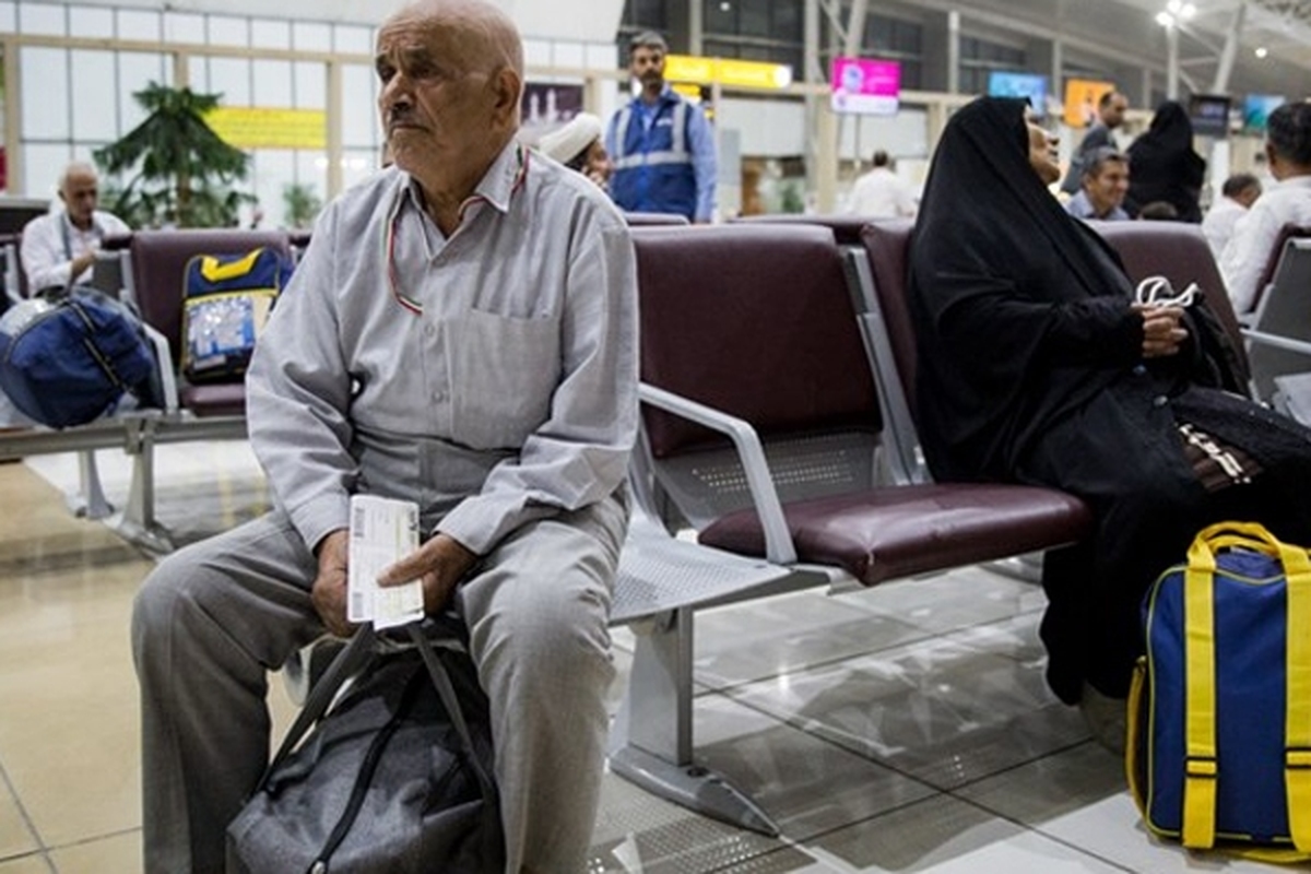 خسارت میلیاردی ایران از لغو عمره؛ عربستان اعتبار ویزاها را تمدید کند
